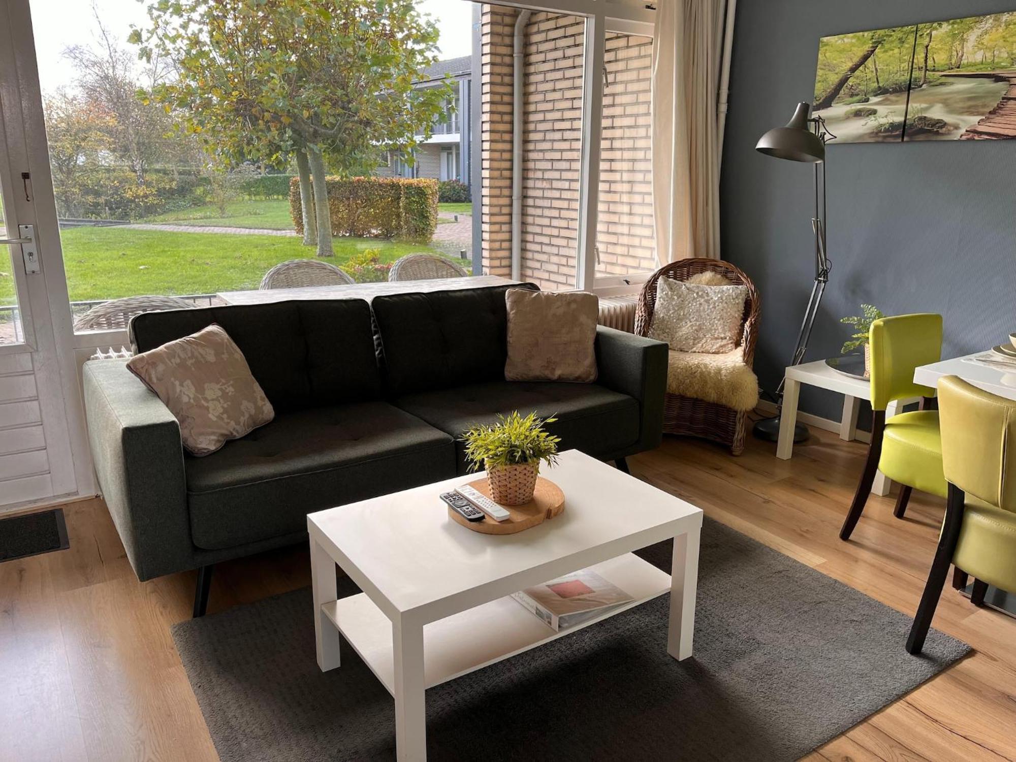 Modern In Near The Sea Apartment *
